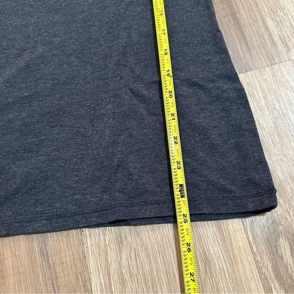 Women’s V-Neck Top - Picture 4 of 7